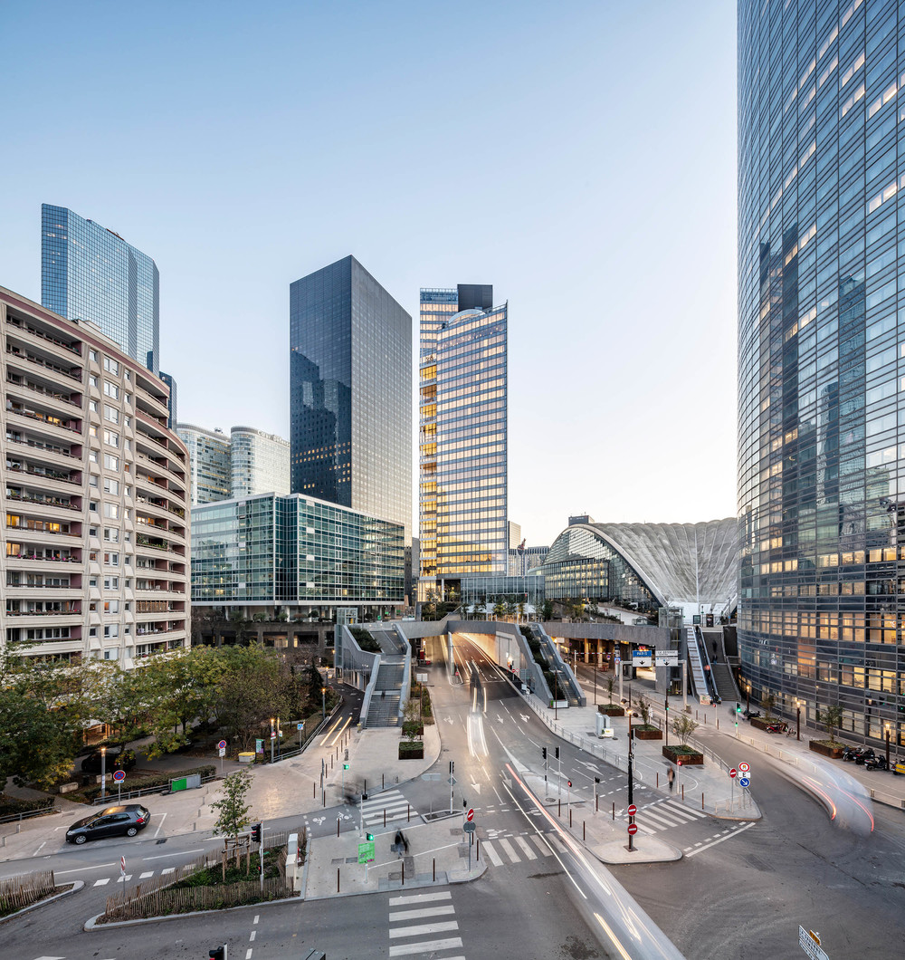 OFFICE & CUTLURE / Tour Trinity, La Défense - © Cro&Co